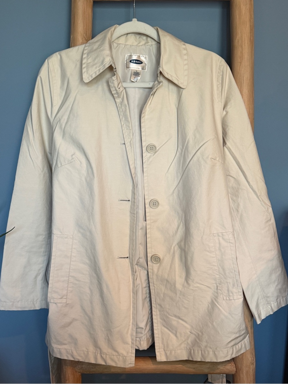 Old Navy Women's Cream Lightweight Button-Front Trench Coat